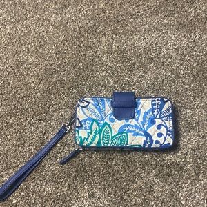 Vera Bradley Santiago Smartphone Wristlet Like New Condition